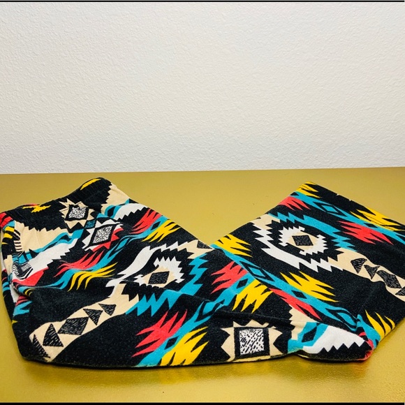 Aztec Print Skirt - Picture 3 of 3